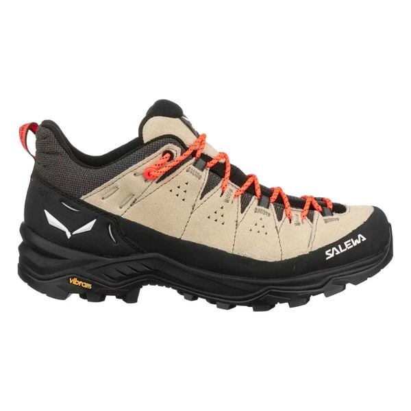 Damskie buty trekkingowe Salewa Trainer 2. Białe trekkingi Salewa, z gumy, trekkingowe. Za 708.00 zł.