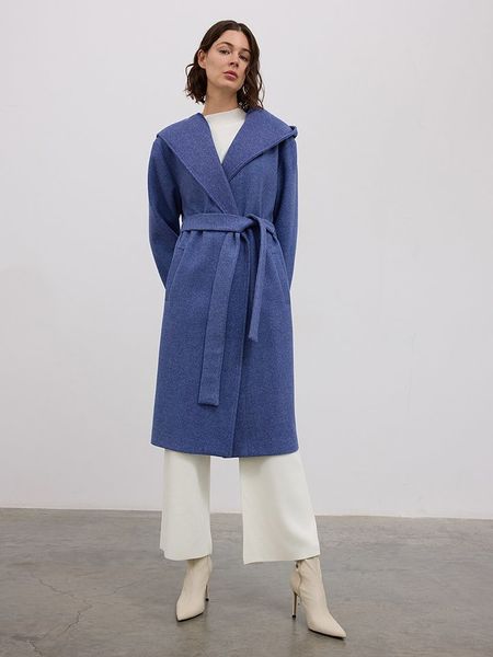 BGN Płaszcz przejściowy w kolorze niebieskim rozmiar: 38. Niebieskie płaszcze BGN, bez wzorów, z tkaniny, bez kaptura. Za 326.32 zł.