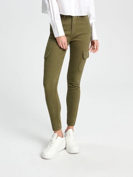 Jeansy mid waist - zielony. Zielone jeansy Sinsay, l, bez wzorów. Za 69.99 zł.