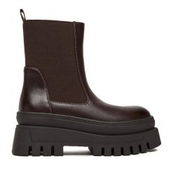 Sztyblety DeeZee. Brązowe botki DeeZee, bez wzorów, bez obcasa, na płaskiej podeszwie, bez zapięcia. Za 199.99 zł.