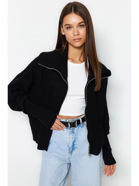 Trendyol Kardigan w kolorze czarnym rozmiar: L. Czarne kardigany Trendyol, l, bez wzorów, ze splotem. Za 105.63 zł.