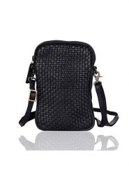 Bellicci Skórzana torebka "Everly" w kolorze czarnym na telefon - 11 x 19 x 2 cm rozmiar: onesize. Czarne torby na ramię Bellicci, bez wzorów, z materiału, przez ramię, bez dodatków. Za 143.45 zł.