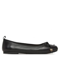 Baleriny LOVE MOSCHINO. Czarne baleriny Love Moschino, bez wzorów, bez obcasa. Za 469.99 zł.