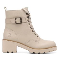 Trzewiki Remonte. Botki Remonte, bez wzorów, bez obcasa, na słupku, bez zapięcia. Za 391.99 zł.