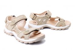 ARTIKER RELAKS 54C1292 beżowy, sandały damskie. Brązowe sandały Artiker Relaks, bez wzorów, ze skóry, bez obcasa, bez zapięcia. Za 239.90 zł.