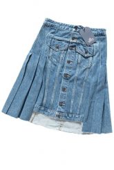 SPÓDNICA JEANSOWA LEVI’S Made & Crafted 577060000. Niebieskie spódnice Levi's®, s, bez wzorów, z jeansu, trapezowe. W wyprzedaży za 99.99 zł.