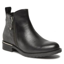 Botki Lasocki. Czarne botki Lasocki, bez wzorów, bez obcasa, na płaskiej podeszwie, bez zapięcia. Za 249.99 zł.