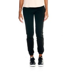 Damskie spodnie dresowe Leone z zakładkami Winter Chic Boxing. Czarne spodnie dresowe LEONE 1947 APPAREL, l, bez wzorów, z dresówki, na fitness i siłownię. W wyprzedaży za 167.70 zł.