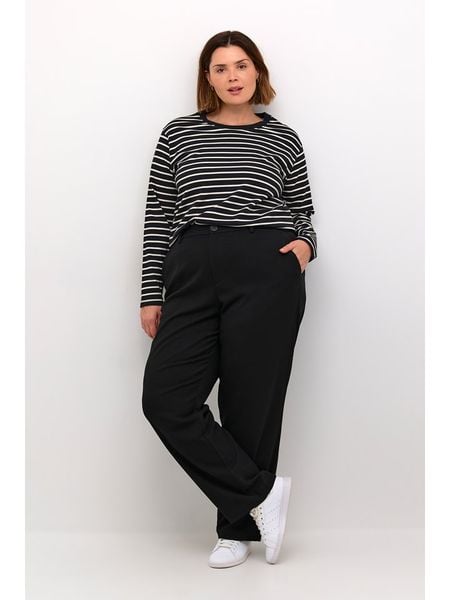 KAFFE curve Koszulka w kolorze czarno-białym rozmiar: L. Czarne bluzki KAFFE curve, l, bez wzorów, z bawełny, bez kołnierzyka, bez ramiączek. Za 47.95 zł.