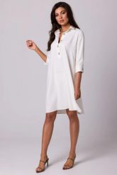 Luźna sukienka z kołnierzykiem guzikami i kieszeniami ecru. Sukienki Bewear, do pracy, l, bez wzorów, z materiału, biznesowe, bez kołnierzyka, bez ramiączek, trapezowe. Za 339.00 zł.