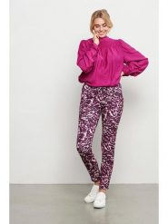 &Co Woman Bluzka "Missy" w kolorze różowym rozmiar: XS. Różowe bluzki &Co Woman, xs, bez wzorów, bez kołnierzyka, bez ramiączek. Za 88.43 zł.