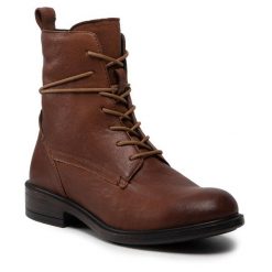 Botki Geox. Brązowe botki Geox, bez wzorów, bez obcasa, na płaskiej podeszwie, bez zapięcia. Za 639.99 zł.