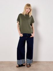 Apricot Koszulka w kolorze khaki rozmiar: S. Brązowe bluzki Apricot, s, bez wzorów, bez kołnierzyka, bez ramiączek. Za 48.16 zł.