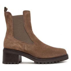 Botki Tamaris. Brązowe botki Tamaris, bez wzorów, bez obcasa, na słupku, bez zapięcia. Za 469.99 zł.