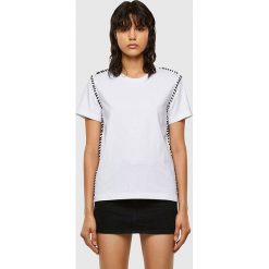 Diesel Clothes Koszulka w kolorze białym rozmiar: XS. Białe bluzki Diesel Clothes, xs, z aplikacjami, z bawełny, bez kołnierzyka, bez ramiączek. Za 88.43 zł.