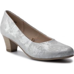 Półbuty CAPRICE - 9-22306-22 Silver Shin.Su 926. Czółenka Caprice. W wyprzedaży za 149.00 zł.