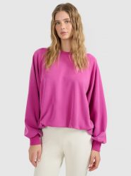 4F Bluza dresowa nierozpinana z modalem damska - różowa S. Czerwone bluzy 4f, s, bez wzorów, z dresówki, bez kaptura. Za 199.99 zł.