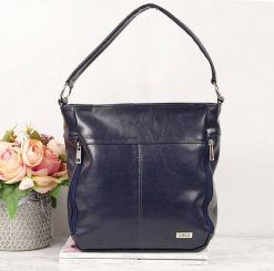 Torebka damska granatowa DAN-A T452. Torebki klasyczne DAN-A, bez wzorów, ze skóry, bez dodatków. Za 329.99 zł.