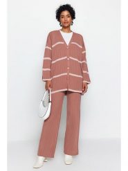 Trendyol 2-częściowy zestaw w kolorze szaroróżowym rozmiar: S. Różowe swetry Trendyol, s, bez wzorów, prążkowane, bez ramiączek. Za 126.75 zł.