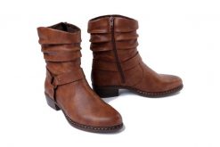 RIEKER Y0850-24 brown, botki damskie. Czerwone botki Rieker, na zimę, bez wzorów, bez obcasa, na obcasie, bez zapięcia. Za 359.90 zł.
