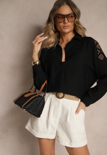 Czarna Koszula z Ozdobnym Haftem Sadine. Czarne koszule Renee, l, bez wzorów, z jeansu, klasyczne, bez kołnierzyka, bez ramiączek. Za 79.99 zł.