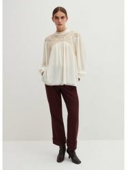 STEFANEL Bluzka w kolorze kremowym rozmiar: 34. Brązowe bluzki Stefanel, bez wzorów, bez kołnierzyka, bez ramiączek. Za 114.17 zł.