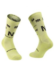 Skarpety rowerowe NORTHWAVE Type Sock żółty. Czarne skarpety Northwave, bez wzorów, z dzianiny. Za 39.00 zł.