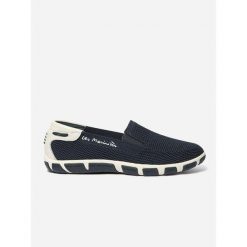 Buty sportowe damskie TBS Slip-on. Niebieskie obuwie sportowe Tbs, bez zapięcia, trekkingowe. Za 399.00 zł.