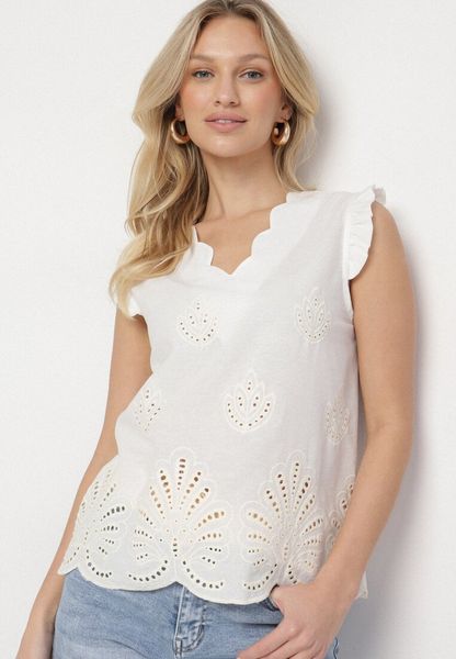 Biała Ażurowa Bluzka z Bawełny z Falbankami Tatiriana. Białe bluzki Born2be, l, w ażurowe wzory, z bawełny, eleganckie, bez kołnierzyka, bez ramiączek. Za 69.99 zł.