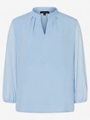 More & More Bluzka w kolorze błękitnym rozmiar: 38. Niebieskie bluzki More & More, bez wzorów, bez kołnierzyka, bez ramiączek. Za 127.45 zł.