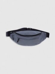 4F Saszetka w kolorze szarym - 34 x 14 cm rozmiar: onesize. Szare torby na ramię 4f, bez wzorów, z materiału, sportowe, przez ramię, bez dodatków. Za 52.67 zł.
