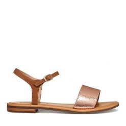 Sandały Geox. Brązowe sandały Geox, bez wzorów, bez obcasa, na płaskiej podeszwie, bez zapięcia. Za 339.99 zł.