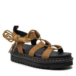 Sandały Dr. Martens. Brązowe sandały Dr. Martens, bez wzorów, bez obcasa, na płaskiej podeszwie, bez zapięcia. Za 429.99 zł.