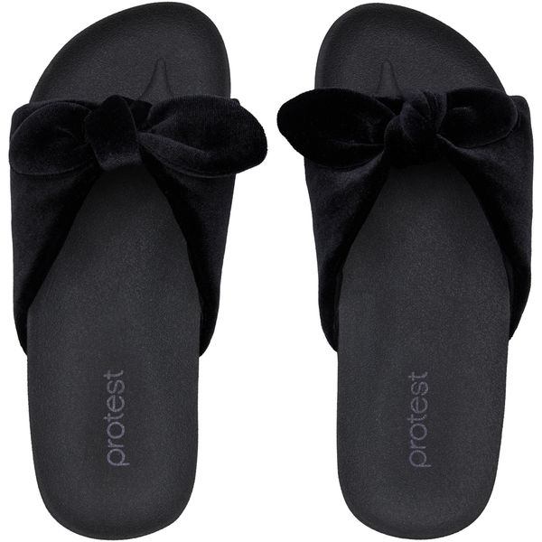 Klapki damskie Protest Jolien. Czarne klapki Protest, bez wzorów, bez obcasa. Za 129.99 zł.