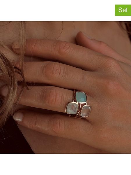 Les Petites Précieuses Pozłacane pierścionki (3 szt.) z kamieniami szlachetnymi rozmiar: 56. Czerwone pierścionki Les Petites Précieuses, z kamieniem księżycowym, pozłacane. Za 301.64 zł.