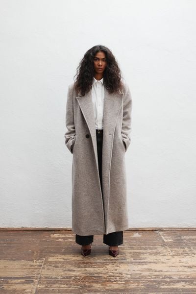 Wełniany trencz w kolorze BEIGE MELANGE - TESORO-S. Brązowe płaszcze Marsala, m, bez wzorów, z jeansu, bez kaptura. Za 1,599.90 zł.