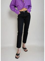 Monki Dżinsy - Slim fit - w kolorze czarnym rozmiar: W29. Czarne jeansy Monki, z aplikacjami, z podwyższonym stanem. Za 78.66 zł.