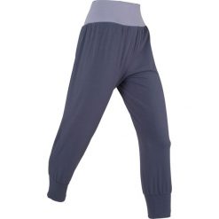 Spodnie haremki, dł. 3/4, Level 1 bonprix jagodowy. Fioletowe spodnie sportowe bonprix, bez wzorów, z dżerseju, z obniżonym stanem, na fitness i siłownię. Za 69.99 zł.