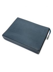 Louis Vuitton Skórzana kopertówka w kolorze granatowym - 26 x 20 x 5 cm rozmiar: onesize. Niebieskie kopertówki Louis Vuitton, bez wzorów, z materiału, bez dodatków. Za 1,995.35 zł.