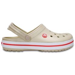 Klapki sportowe na basen Crocs CROCBAND. Brązowe klapki Crocs, bez wzorów, bez obcasa. W wyprzedaży za 202.99 zł.