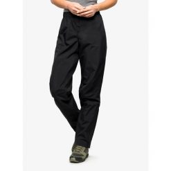 Spodnie przeciwdeszczowe damskie Haglofs Korp Proof Pant. Czarne spodnie sportowe Haglöfs, bez wzorów, trekkingowe. Za 387.99 zł.