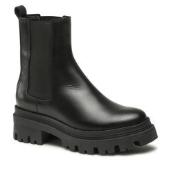 Sztyblety Tamaris. Czarne botki Tamaris, bez wzorów, bez obcasa, na płaskiej podeszwie, bez zapięcia. Za 519.99 zł.