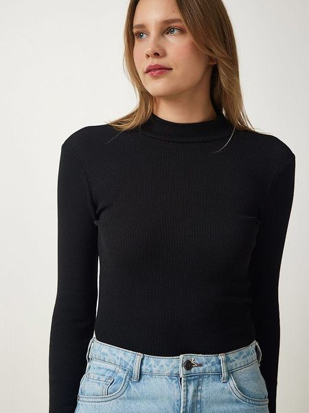 Happiness Istanbul Koszulka w kolorze czarnym rozmiar: S/M. Czarne bluzki Happiness Istanbul, m, bez wzorów, ze splotem, bez kołnierzyka, bez ramiączek. Za 37.12 zł.