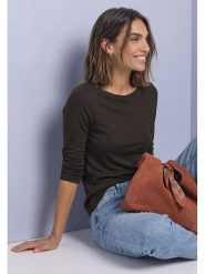 Street One Koszulka w kolorze czarnym rozmiar: 46. Czarne bluzki Street One, bez wzorów, street, bez kołnierzyka, bez ramiączek. Za 109.95 zł.