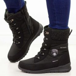 Czarne zimowe śniegowce damskie z membraną American Club Softshell Sn23/25. Czarne trapery i śniegowce American CLUB, z jeansu. W wyprzedaży za 240.87 zł.