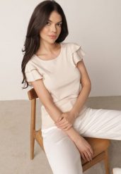 Beżowa Bawełniana Bluzka o Prostym Kroju z Krótkim Rękawem z Falbanek Himoni. Brązowe bluzki Born2be, l, bez wzorów, z bawełny, biznesowe, bez kołnierzyka, bez ramiączek. Za 49.99 zł.