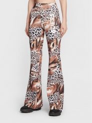 Guess Spodnie materiałowe V3RB02 KBIL2 Brązowy Regular Fit. Brązowe spodnie materiałowe Guess, m, z aplikacjami, z materiału. Za 429.99 zł.