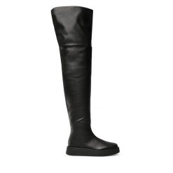 Muszkieterki Jenny Fairy. Czarne kozaki Jenny Fairy, bez obcasa, na płaskiej podeszwie, bez zapięcia. Za 279.99 zł.