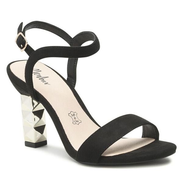 Sandały Menbur. Czarne sandały Menbur, bez wzorów, bez obcasa, na słupku, bez zapięcia. Za 129.00 zł.