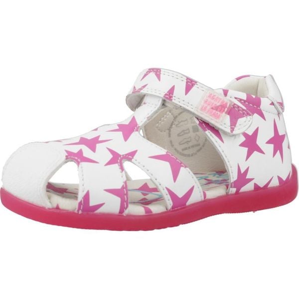 Sandały AGATHA RUIZ DE LA PRADA 242902A Biały. Białe sandały Agatha Ruiz de la Prada, bez wzorów, ze skóry, bez obcasa, bez zapięcia. Za 183.99 zł.